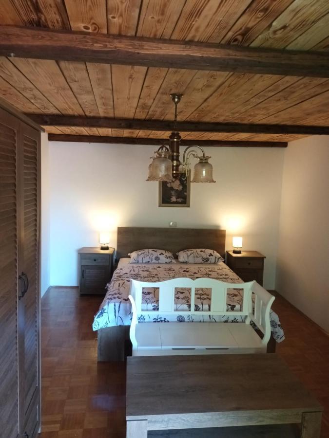 Apartma Brina 3 Sežana Exterior foto